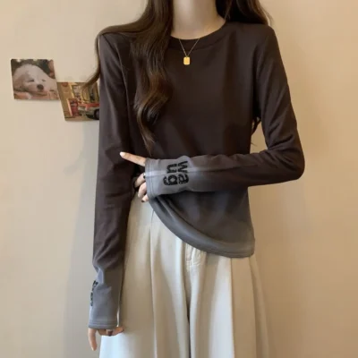 大碼女裝秋冬新款休閒寬鬆顯瘦加厚長袖上衣，可內搭外穿 - Image 5