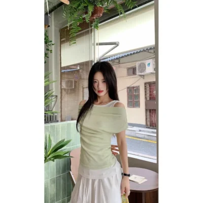 夏季女裝新款收腰合身單肩拼接假兩件露肩短袖上衣 - Image 3