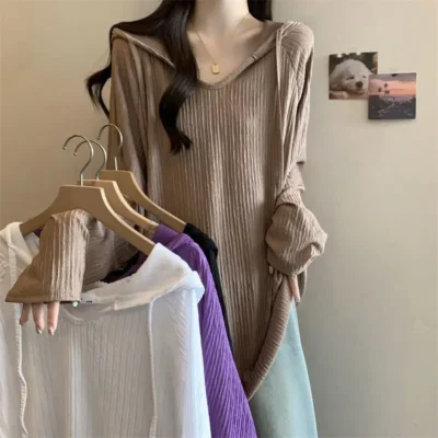 大碼女裝秋冬新款純色寬鬆顯瘦設計感中長款連帽長袖上衣 - Image 5