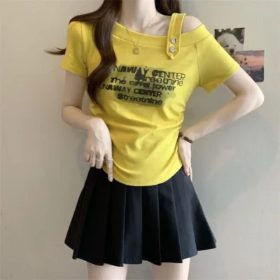 大碼女裝夏季新款字母印花休閒顯瘦收腰斜領露肩短袖上衣 - Image 7