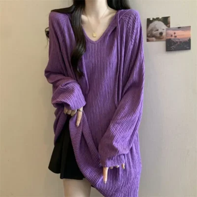 大碼女裝秋冬新款純色寬鬆顯瘦設計感中長款連帽長袖上衣 - Image 3
