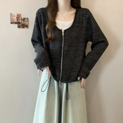 Alternative view of 大碼女裝春秋新款休閒寬鬆顯瘦設計感假兩件長袖上衣