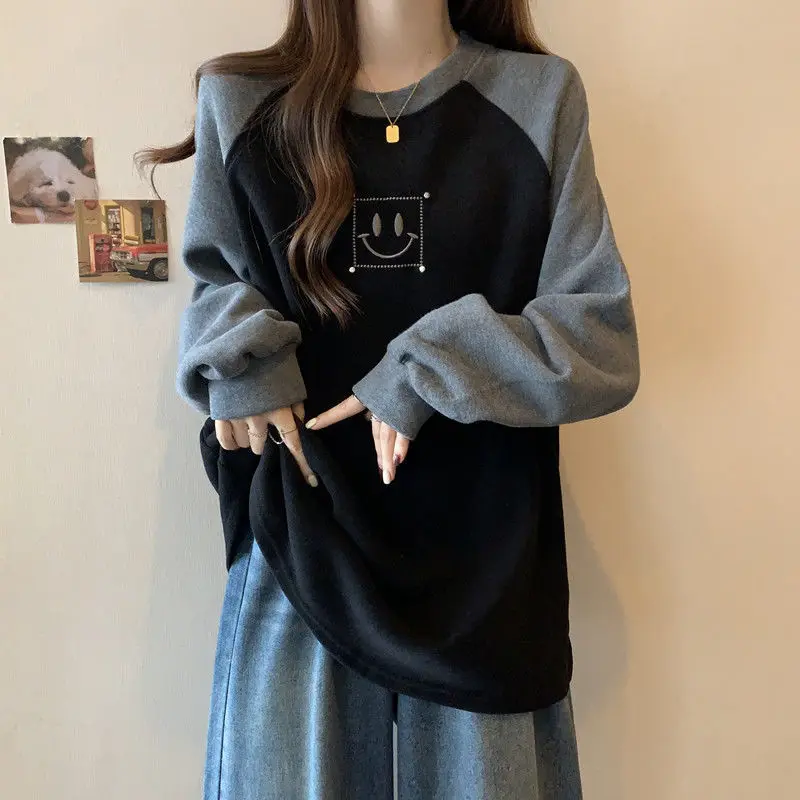 大碼女裝春秋新款絲絨加厚拼色可內搭外穿長袖上衣 - Image 3